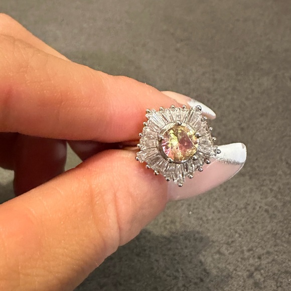 Jewelry - Ring